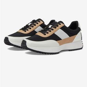 DV by Dolce Vita Bettie sneaker Sz 8